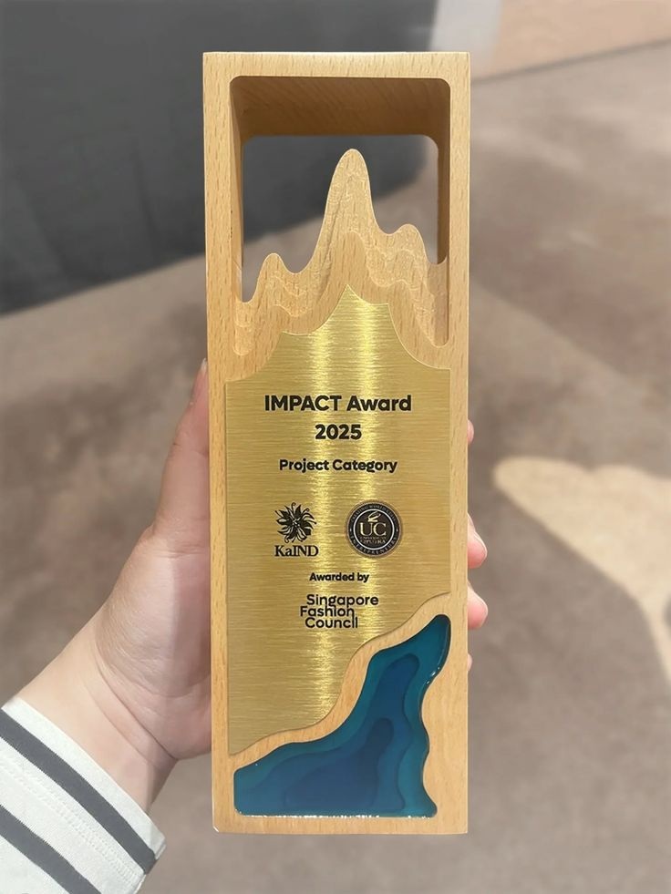 Custom metal trophy
